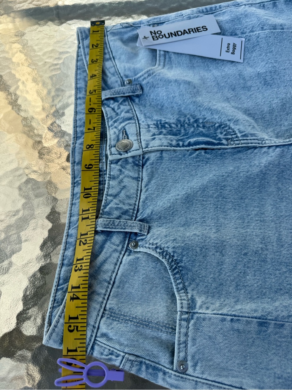 🩵🤍Low Rise Extra Baggy Jeans No Boundaries Light Acid Wash NWT Size 6 - Picture 7 of 16